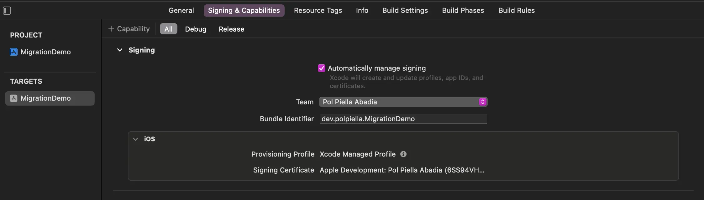 Xcode's target settings focused in the signing and capabilities section